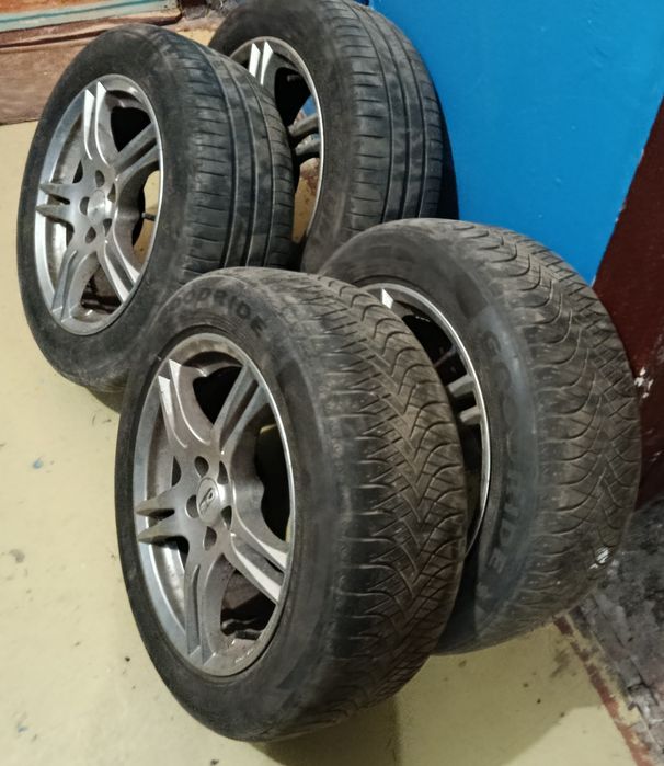 Продам 16 диски с резиной