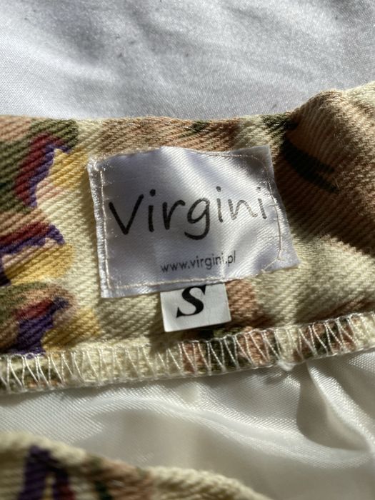 Rozkloszowana spódnuca r.S