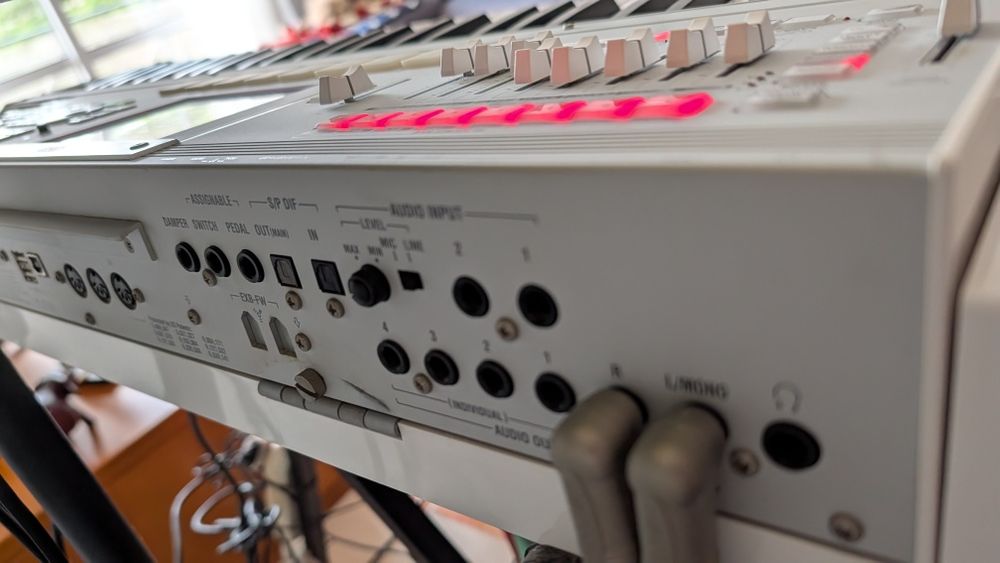 Sintetizador Korg M3