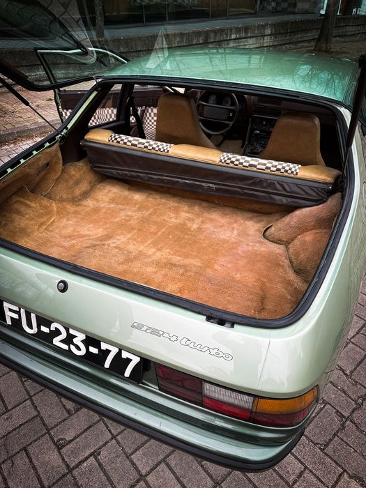 Porsche 924 Turbo