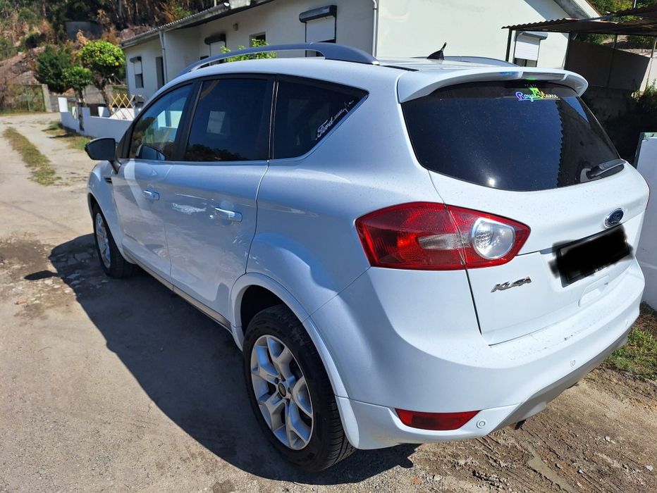 Ford Kuga Titanium64750404684802121