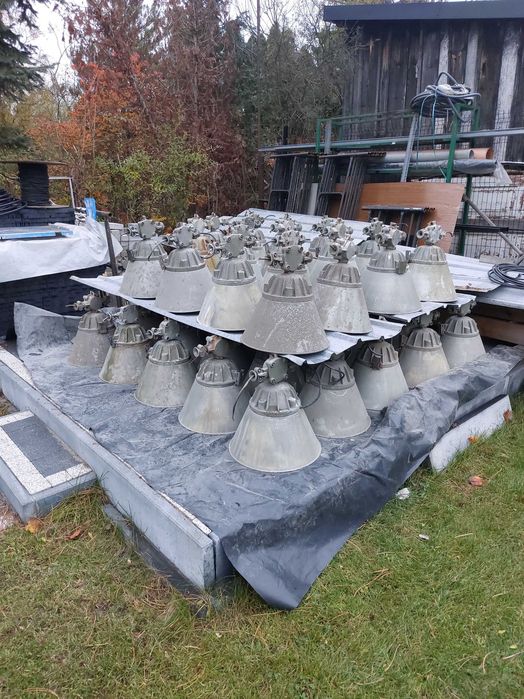 Lampa przemysłowa PRL ZAOS OMP 200