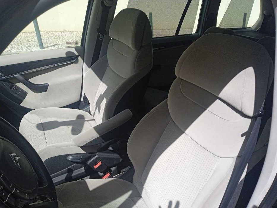 Citroën C4 Picasso 2.0 HDi Exclusive (Para Peças / Inteiro) - 165.000km
