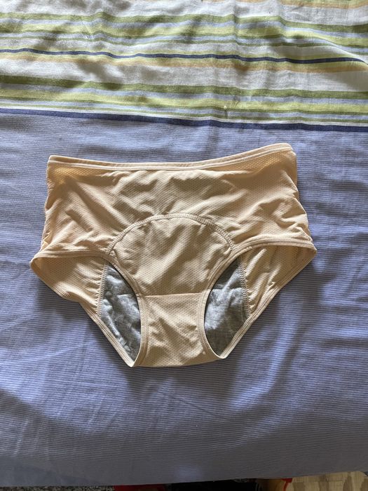 Труси жіночі для жіночих днів