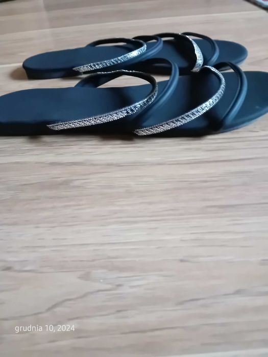 Sandały damskie nowe