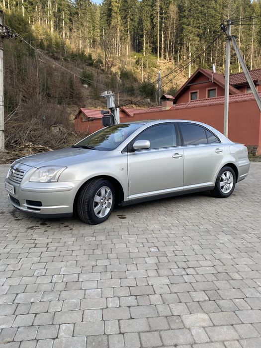 Тойота Авенсіс т25