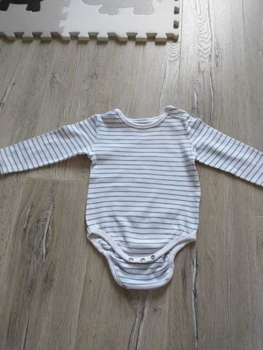 Komplet [4szt.] bodziakòw na długi rękaw Reserved r.80. Idealny stan.