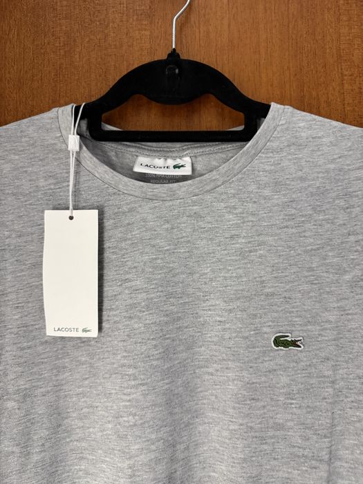 Tshirt Lacoste !!