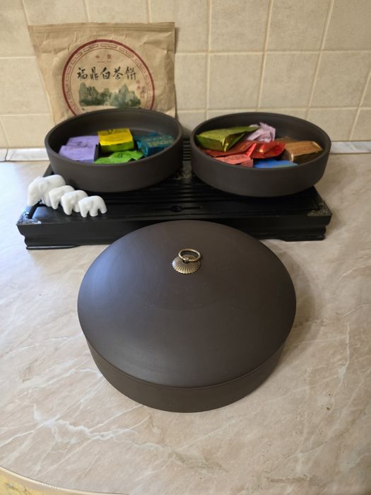 Банка из исинской глины для хранения пуэра Улуна Чая