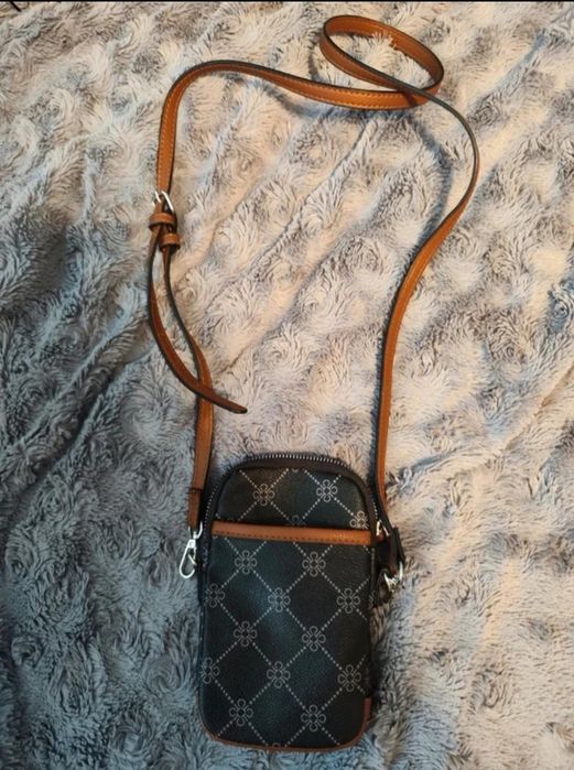 Mini torebka z paskiem