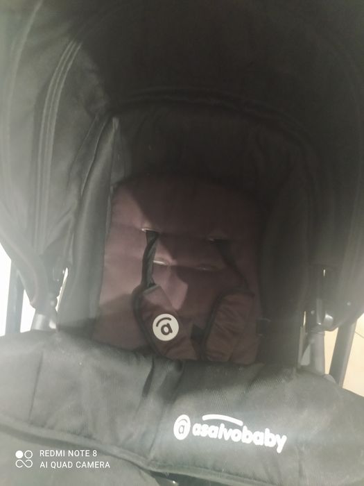 Vendo carrinho de bebe com alcofa e o ovo