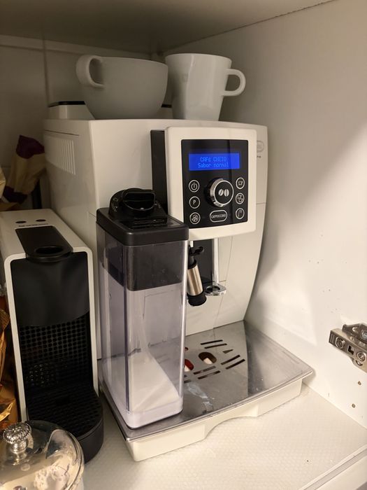 Maquina de Café Delonghi Capuccino 23 Series