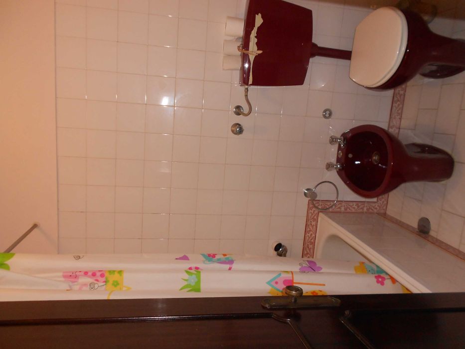 Quarto individual em apartamento T3