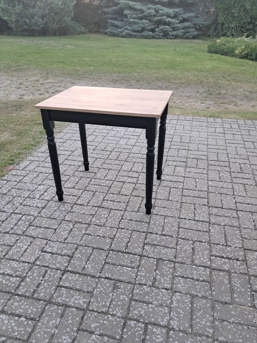 Stół kuchenny nowy