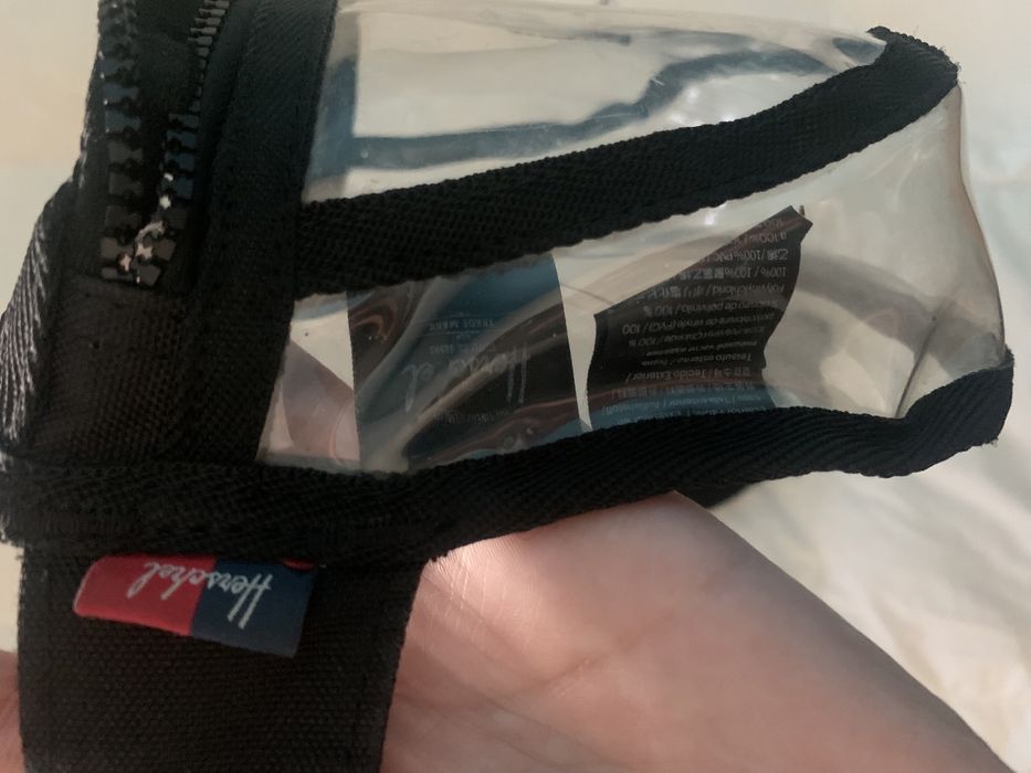 Mala hercshel transparente