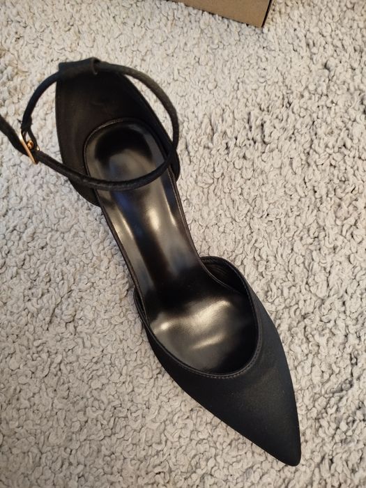 Продам туфлі жіночі