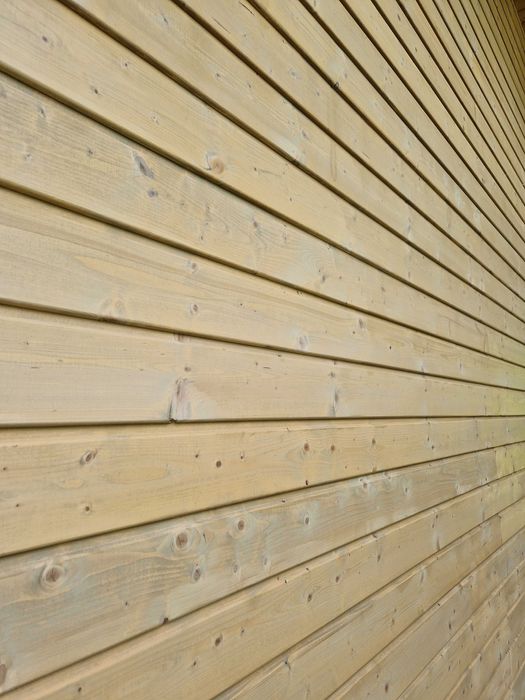 Deska elewacyjna, boazeria, deska podbitkowa, Świerk skandynawski