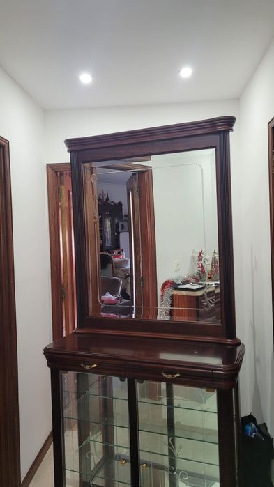 Vitrine / Aparador Clássico