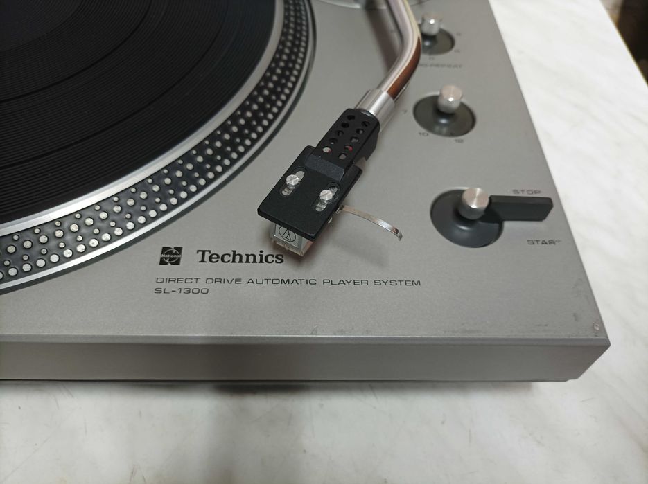 Gramofon Technics SL-1300