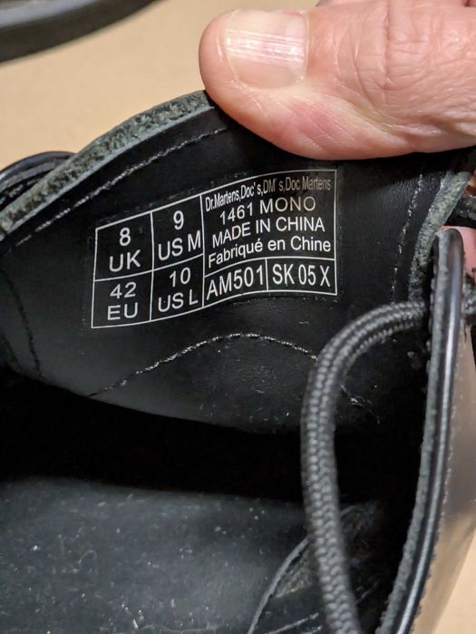 Туфлі  doctor martens 1461 mono.
