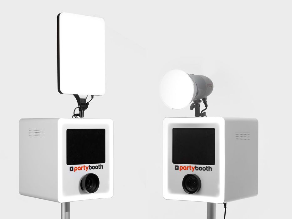 Фотобудка PartyBooth Model Q