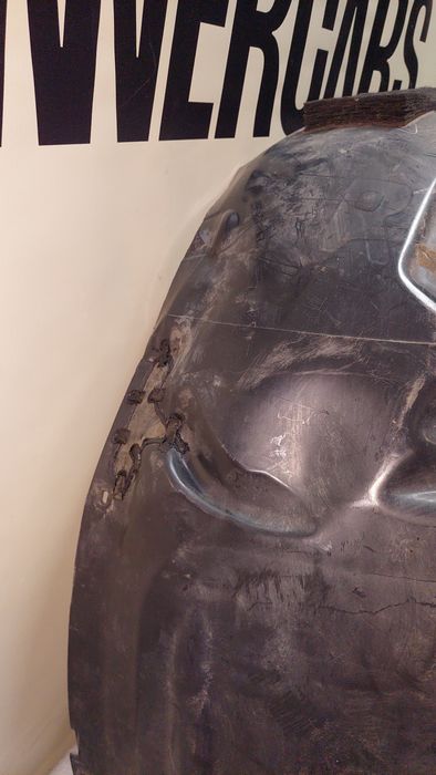 Audi Q3 , 2018- підкрилок передній, in02017