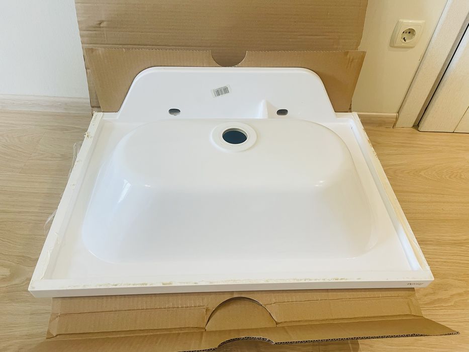 Умывальник Ravak 700x500 мм