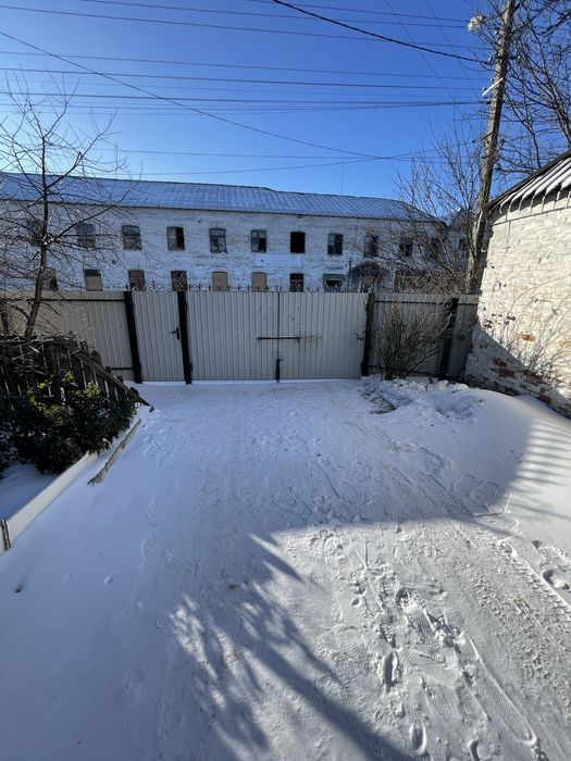 Продам уютную 2-комнатную квартиру в безопасном центре Богодухова