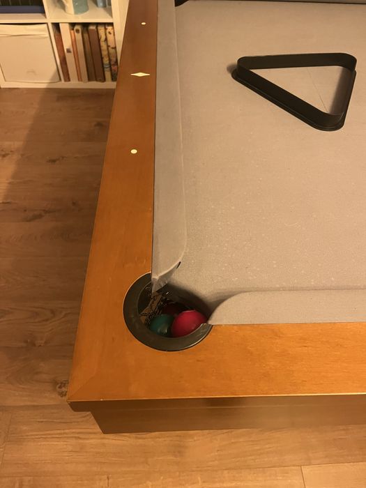 Mesa de snooker em muito estado