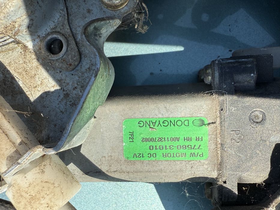 Стіклопідйомники nissan almera classic b10 77580-31010