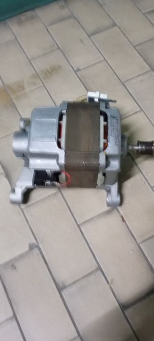 Motor de máquina de lavar roupa Indesit