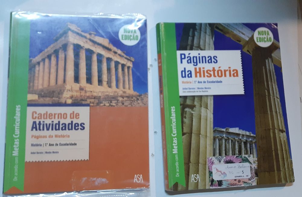 Livros escolares 7 ano