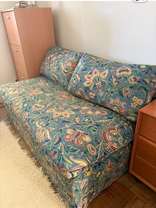 SOFA PEQUENA-  Para Sala ou Quarto