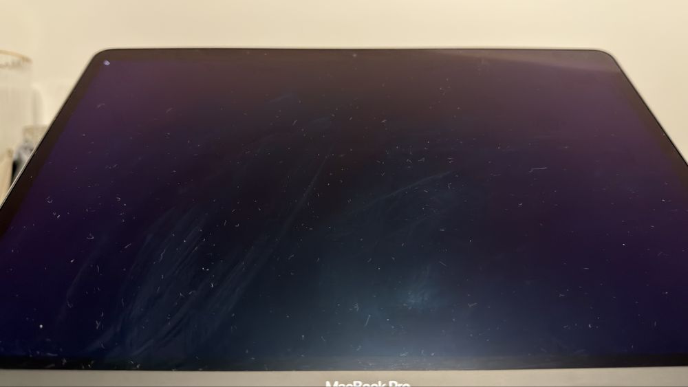 MacBook Pro 13” (2018) – bardzo dobry stan, 512 GB