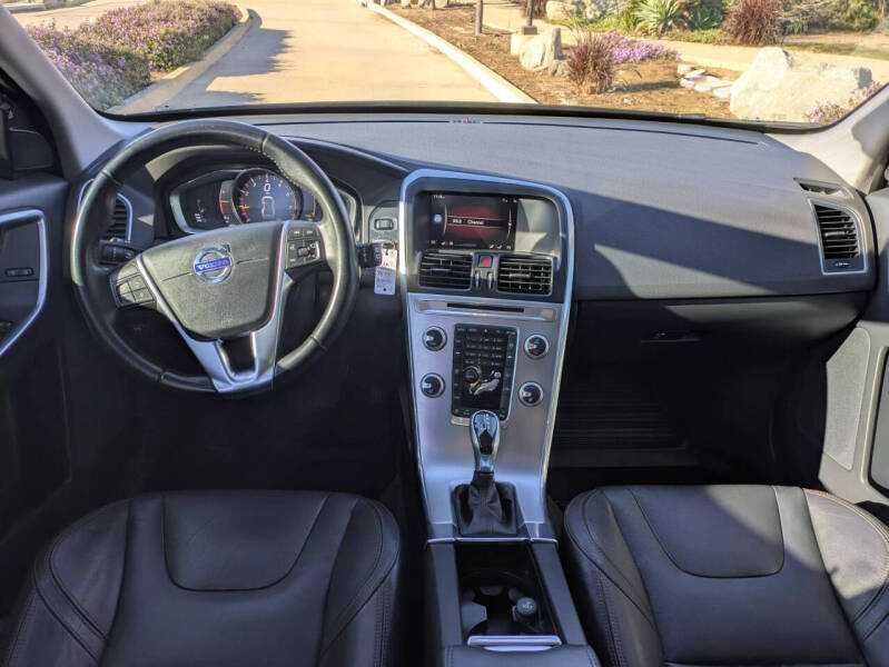 2017 Volvo XC60 2.0