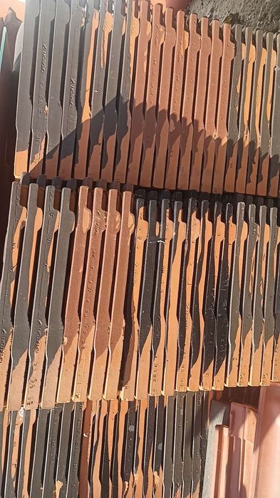 Dachówki ceramiczne 1300sztCREATON antracyt – 120 m², nowe, 5.5tysiaca