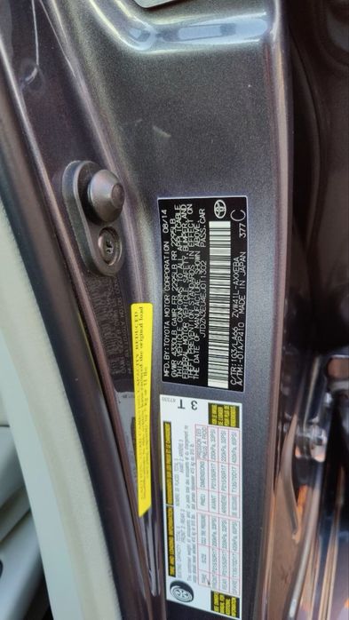 Продам Тoyota prius v 2014, 1,8 phev , газ
