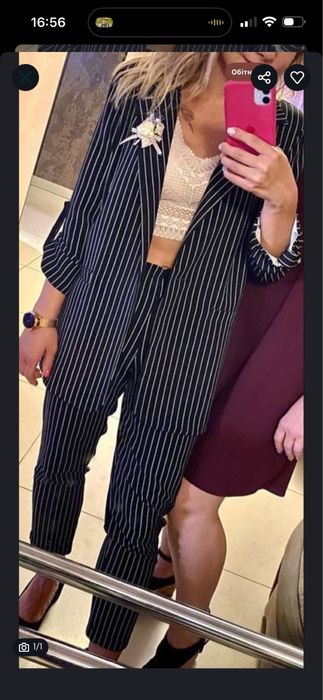 Костюм двійка. Декілька позицій. Шорти і піджак. Штани і піджак.