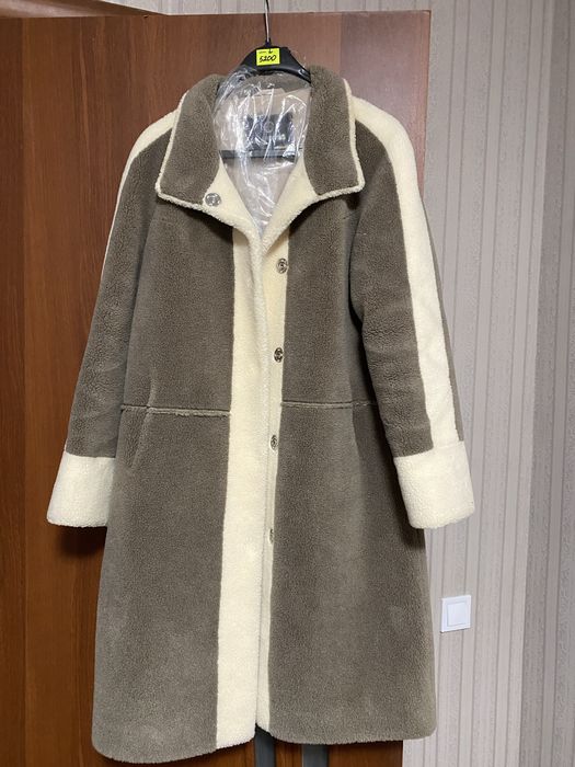 Стильна шубка в ідеальному стані 44-46 розміру