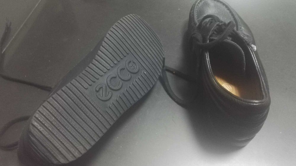 Buty ECCO TIME czarne  EU 39  < G