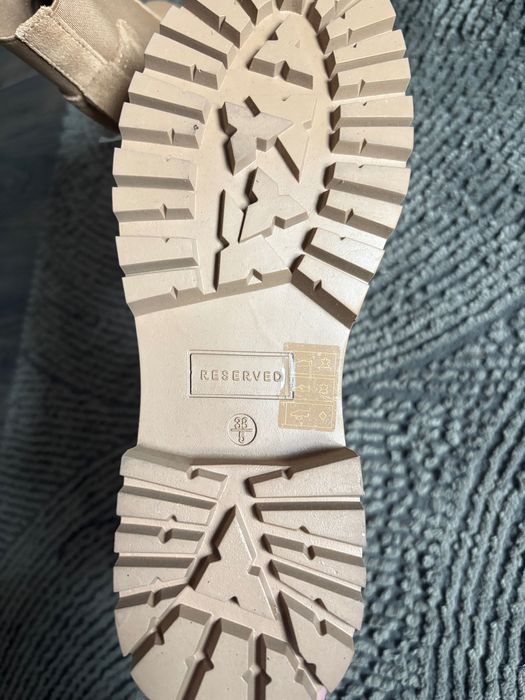 Botki sztyblety buty zamszowe Reserved 38