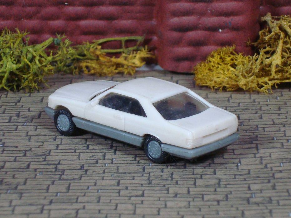 Miber - Mercedes Benz 500 Sec / Escala 1:87 / Usado