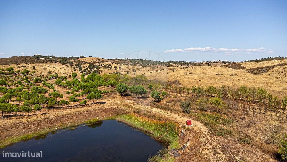 Terreno  para venda — Santiago Maior, Évora