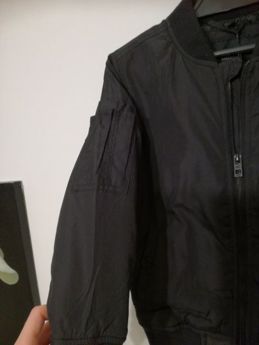 Nowa kurtka bomberka Z Reserved