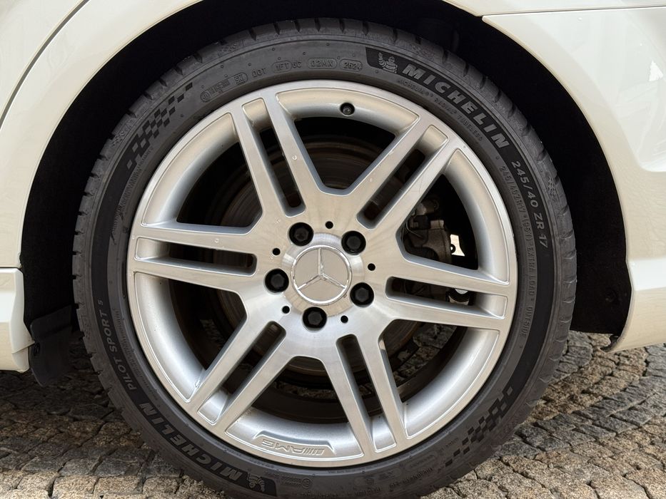 Mercedes-Benz C 220 CDI AMG