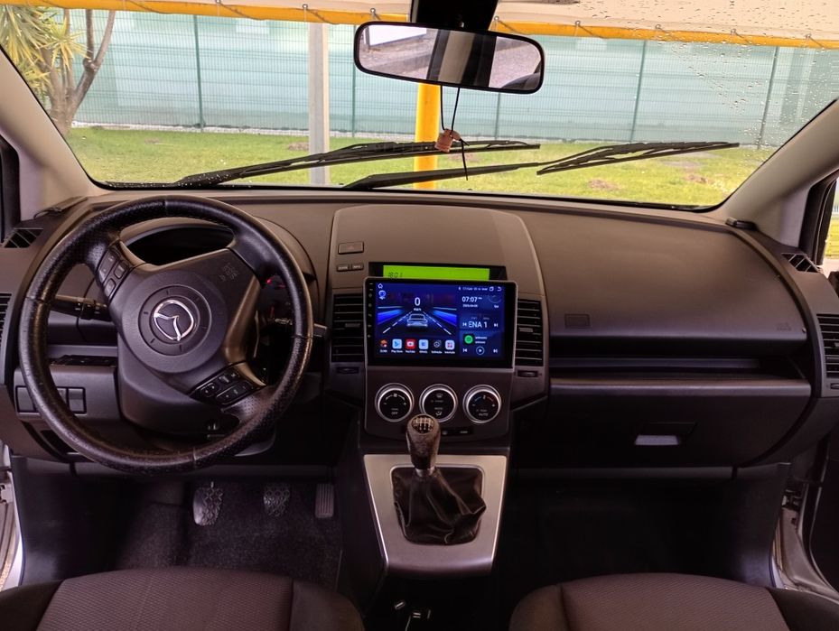 Mazda5 de 7 lugares a gasóleo