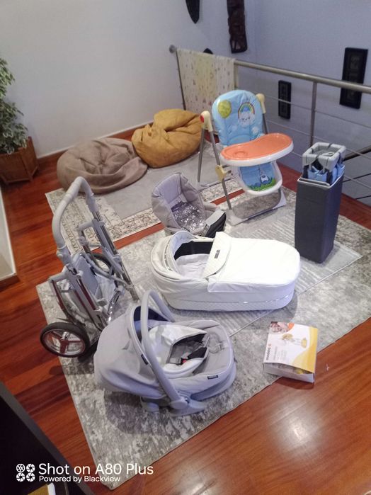 Carrinho de bebê mais extras