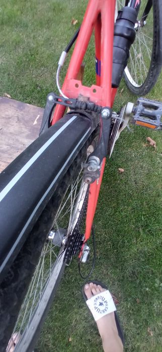 Велосипед  з пляшкою