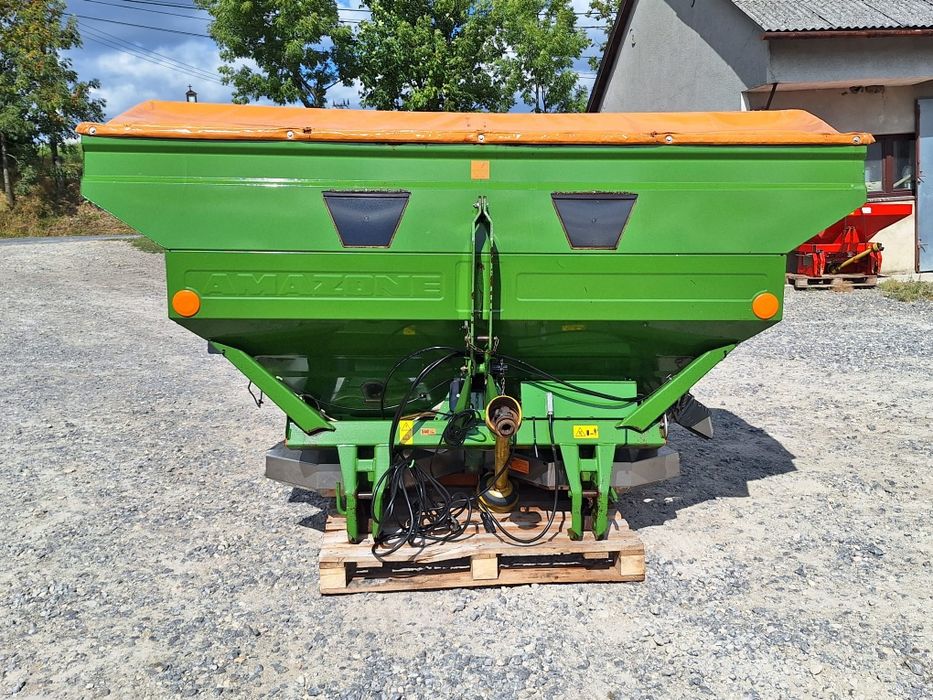 Rozsiewacz nawozu Amazone ZA-M MAX Tronic kuhn Rauch