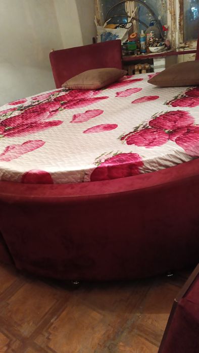 Продам мебель огромная круглая кровать фото   кровати